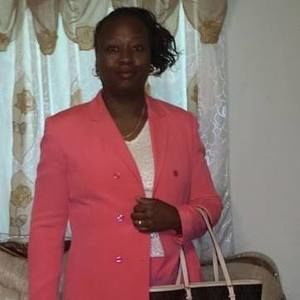 Meet your Posher, Yvette